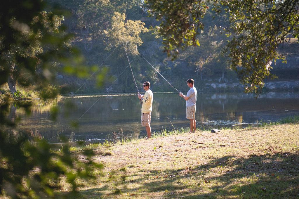 The Lodge At Cypress Falls Wimberley Extérieur photo