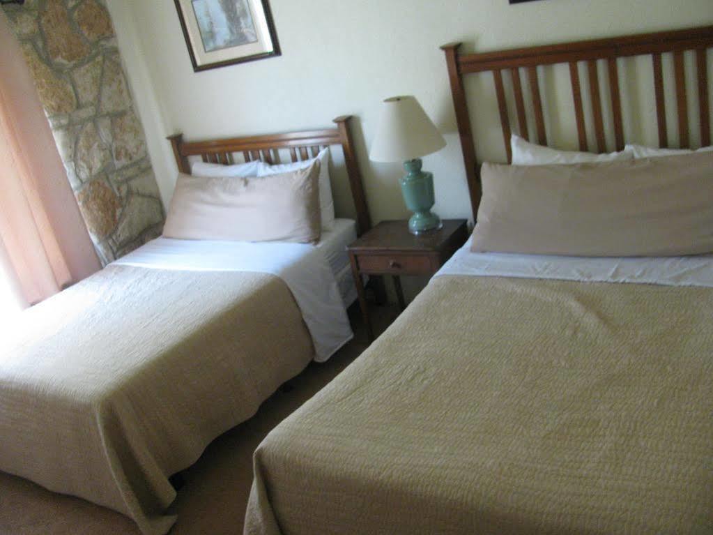 The Lodge At Cypress Falls Wimberley Extérieur photo