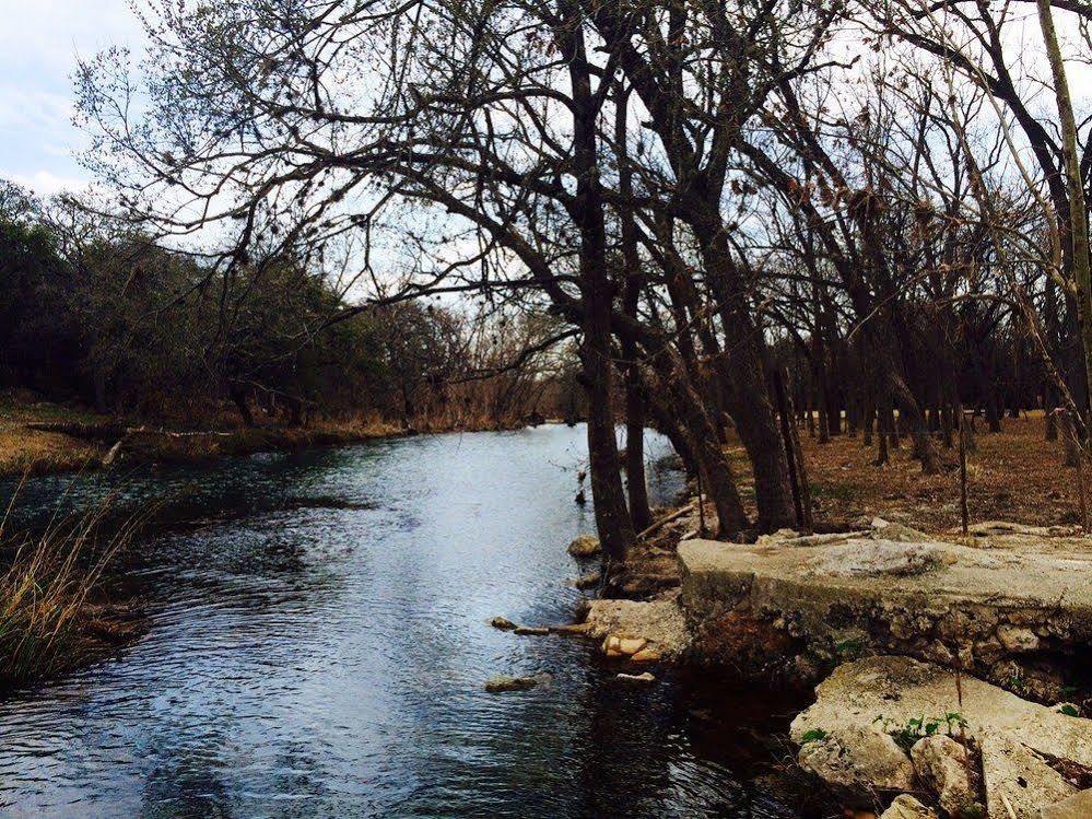 The Lodge At Cypress Falls Wimberley Extérieur photo